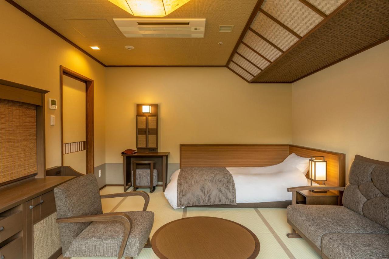 Hotel Jozankei Onsen Yurakusoan Sapporo Zewnętrze zdjęcie